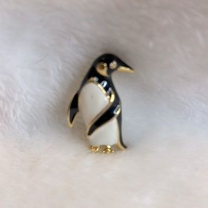 Vintage Brooch/Pin Black/White Enamel Penguin with Gold Accents